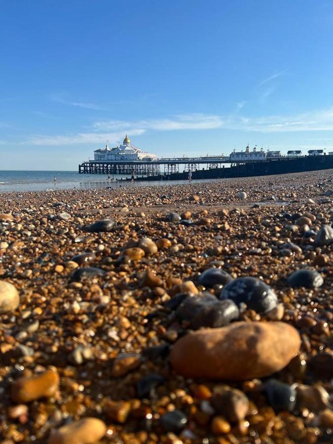 Eastbourne Riviera Hotel Exterior photo